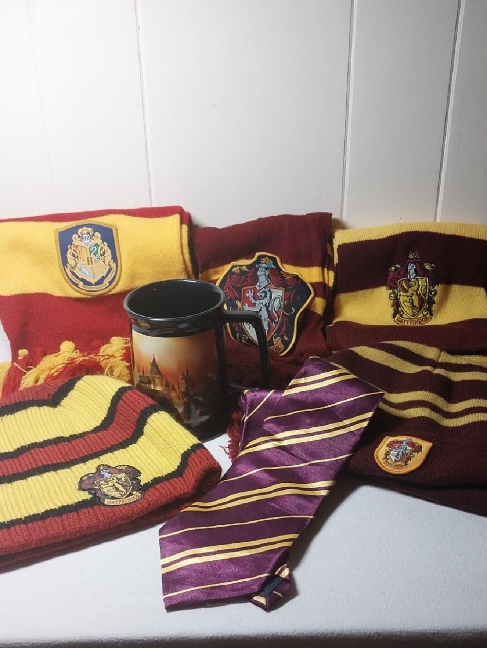 Harry Potter Lot Of 8 Scarfs, Mug, Beanie Hats, Tie, Tote Bag
